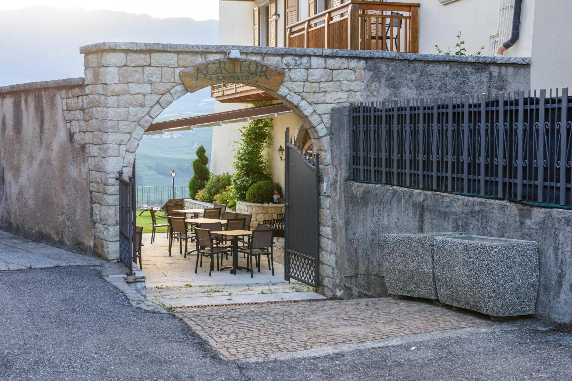 Agritur La Pieve Villa Taio Eksteriør billede