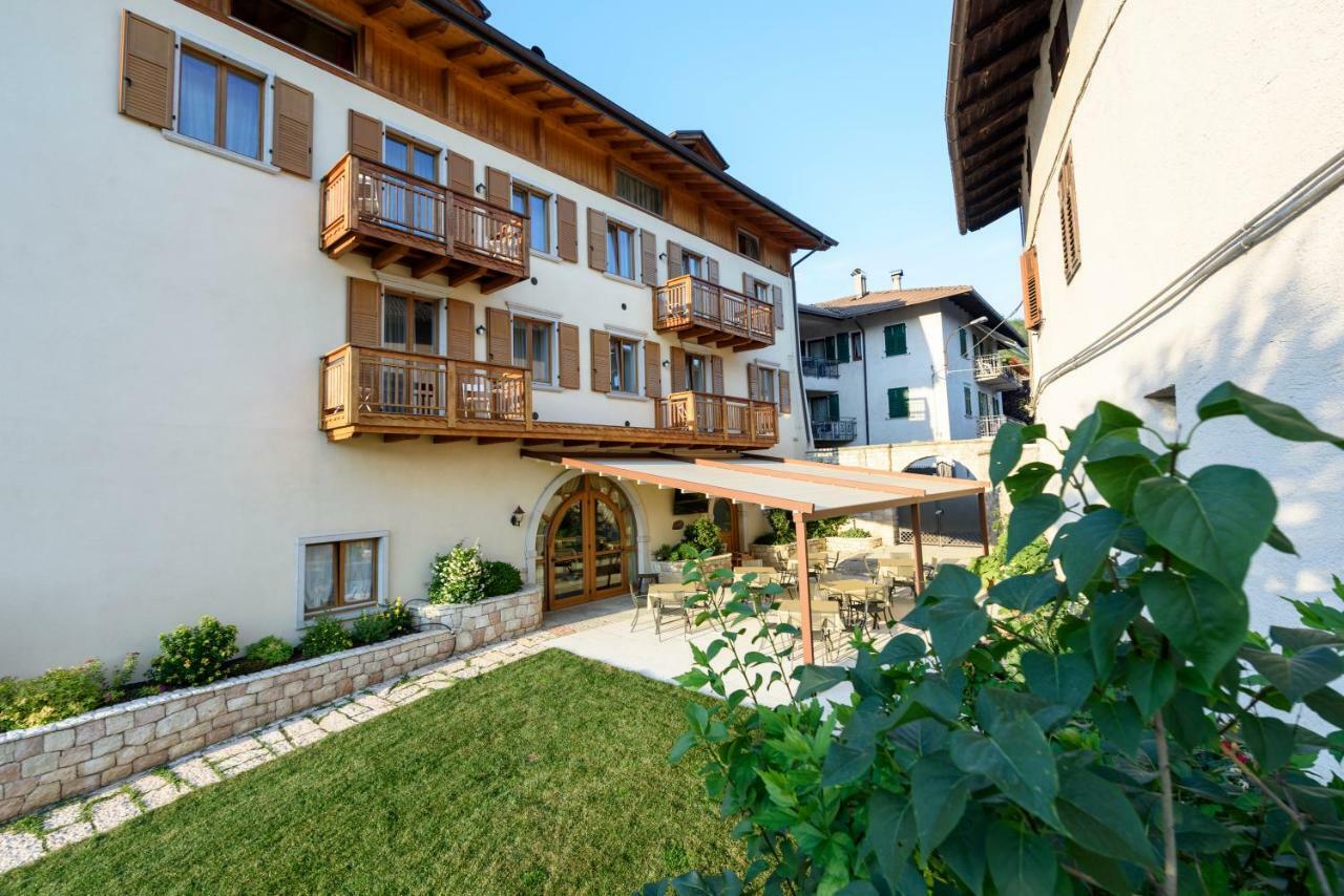 Agritur La Pieve Villa Taio Eksteriør billede